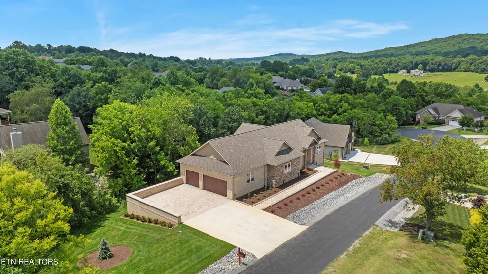 Unit for sale at 119 Hanani Tr, Vonore, TN 37885