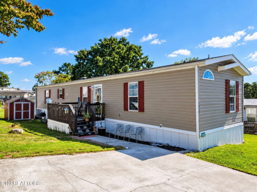Unit for sale at 5608 Cliff Barnes # 167 Drive, Knoxville, TN 37921