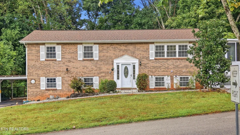 Unit for sale at 6324 Gateway Lane, Knoxville, TN 37920