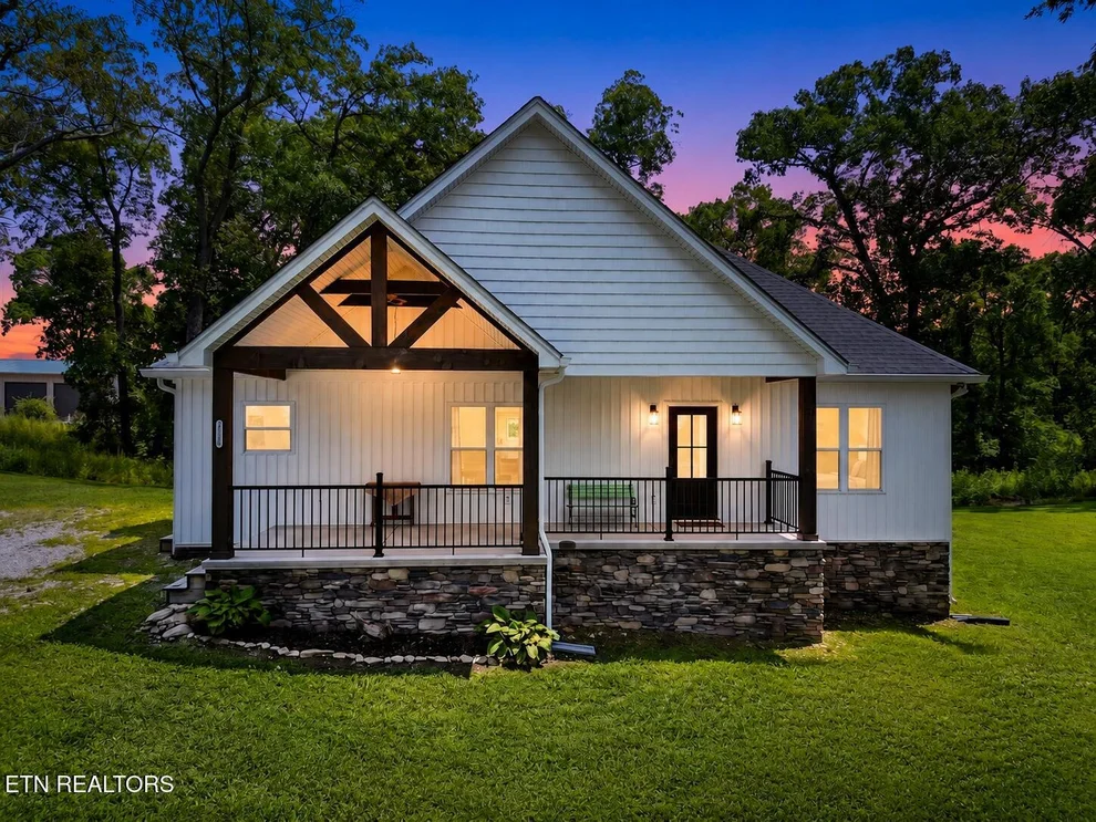 Unit for sale at 2128 Asbury Rd, Knoxville, TN 37914