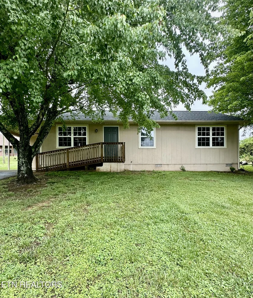 Unit for sale at 615 McCartt St, Wartburg, TN 37887