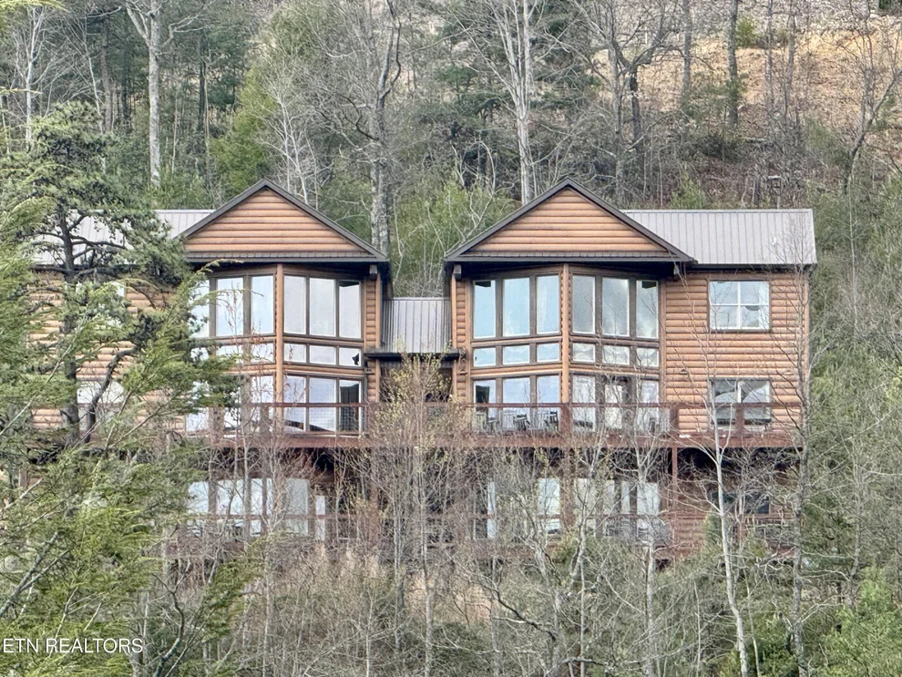 Unit for sale at 4228 Wears Valley Rd, Sevierville, TN 37862
