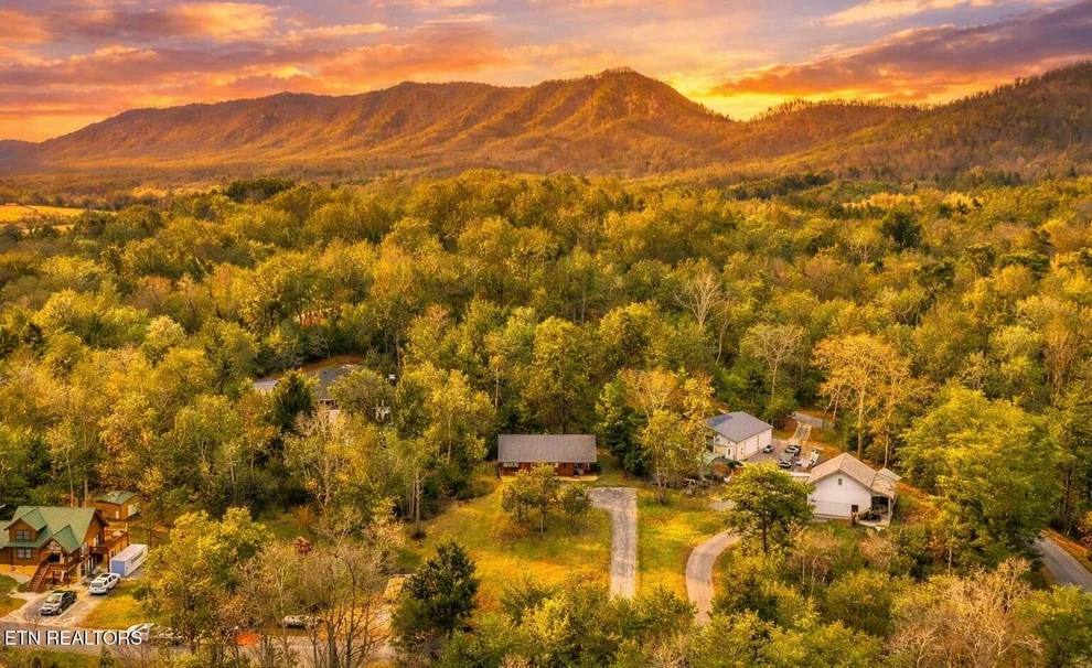 Unit for sale at 268 Burning Oaks, Sevierville, TN 37876