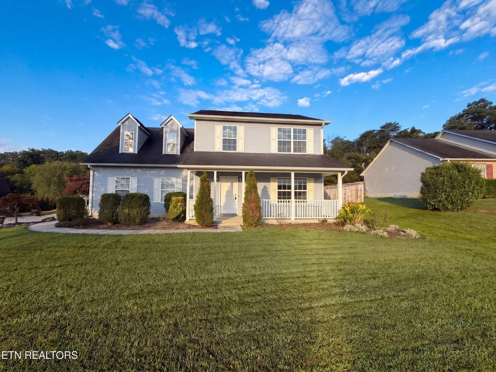 Unit for sale at 7111 Pinecroft Lane, Knoxville, TN 37914
