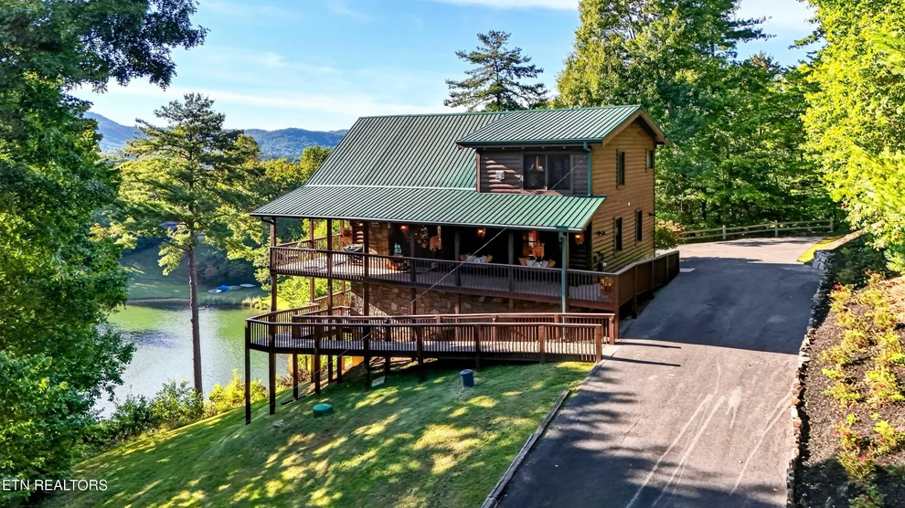 Unit for sale at 3702 Marian Lake Way, Sevierville, TN 37862