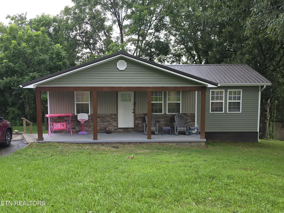 Unit for sale at 144 Stratford Rd, Harrogate, TN 37752