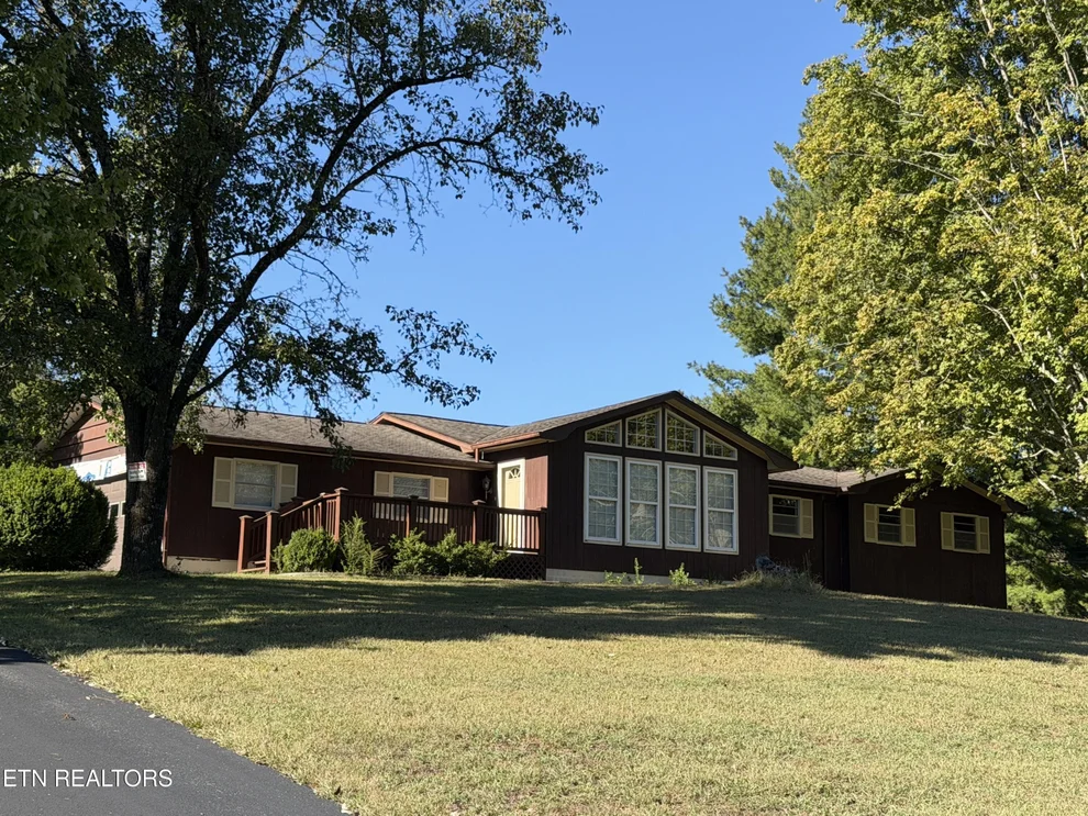 Unit for sale at 2624 Hinds Creek Rd, Heiskell, TN 37754