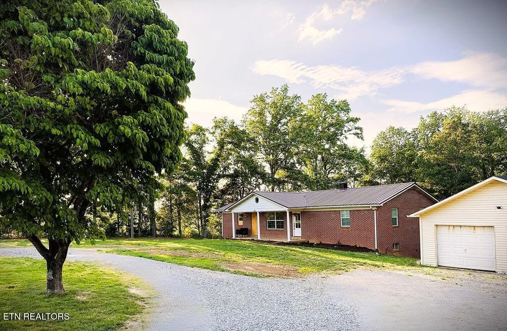 Unit for sale at 1348 Union hill rd Rd, Red Boiling Springs, TN 37150