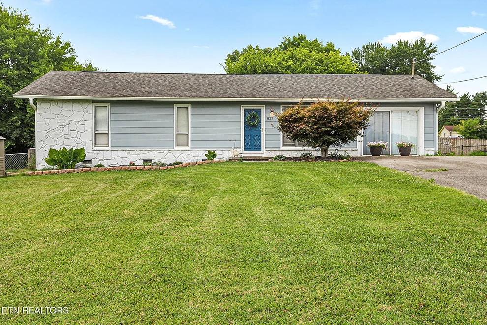 Unit for sale at 8221 Broken Arrow Drive, Knoxville, TN 37923