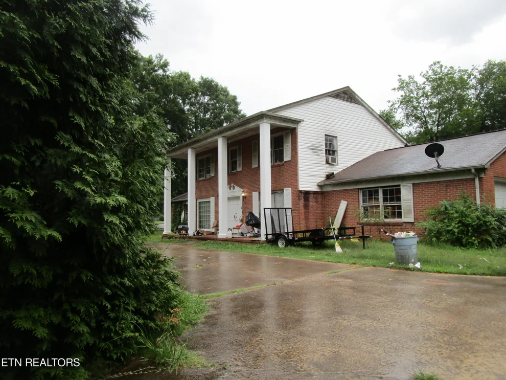 Unit for sale at 101 Suffolk Drive, Knoxville, TN 37922