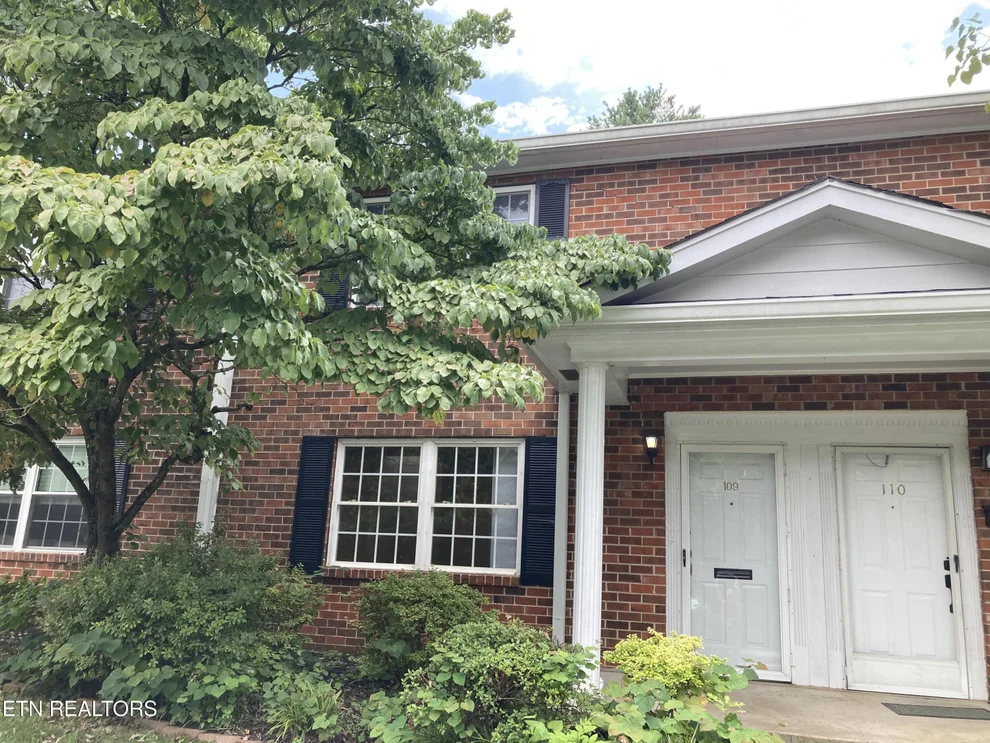 Unit for sale at 481 Broome Rd, Knoxville, TN 37909