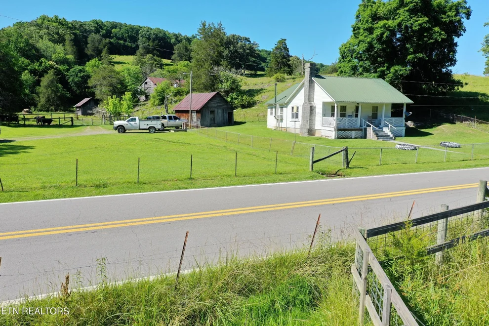 Unit for sale at 3956 Mulberry Gap Rd, Sneedville, TN 37869