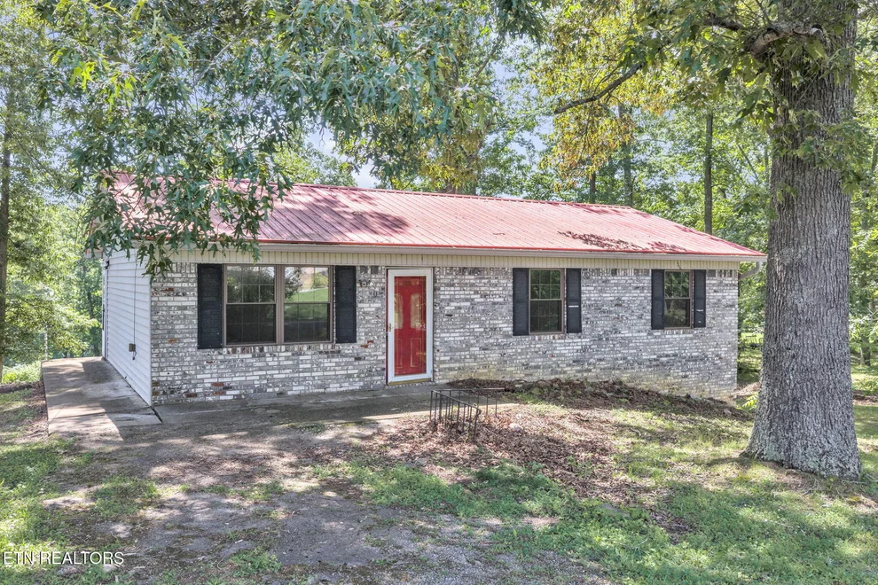 Unit for sale at 322 Idlewild Drive, White Pine, TN 37890