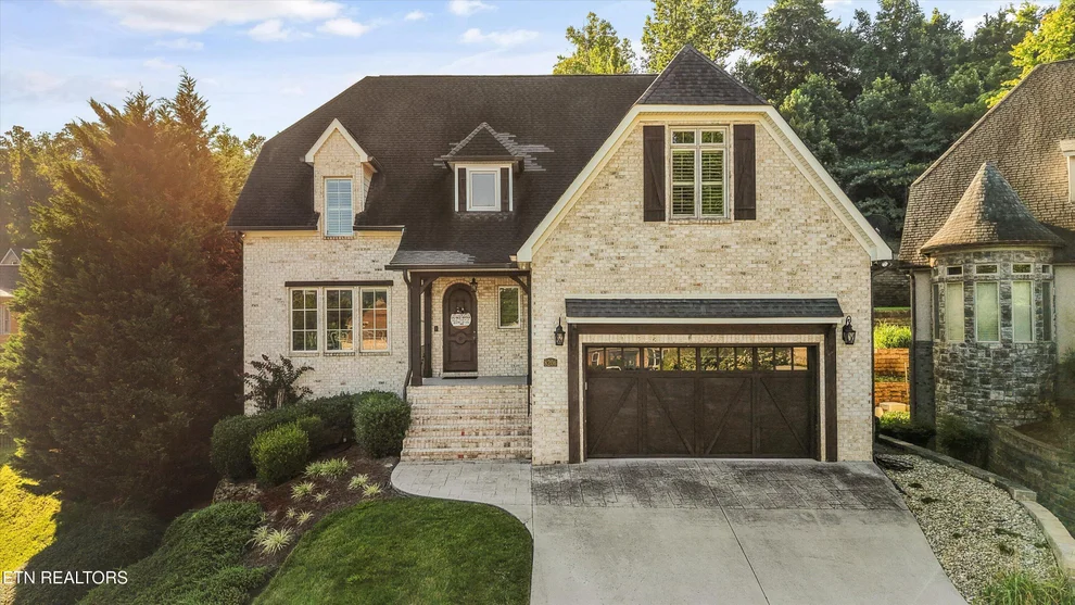 Unit for sale at 8206 Meadow Falls Lane, Knoxville, TN 37931