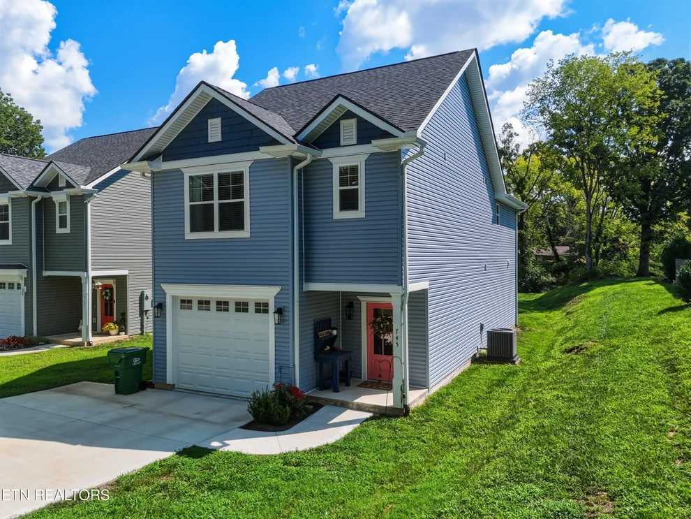 Unit for sale at 745 Maple Grove St, Maryville, TN 37801