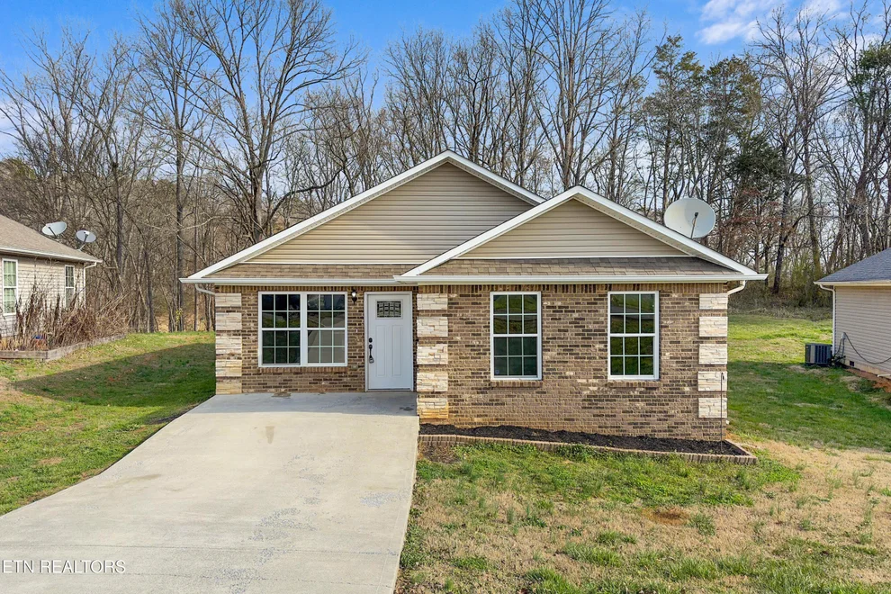 Unit for sale at 1818 Watauga St, Sevierville, TN 37876