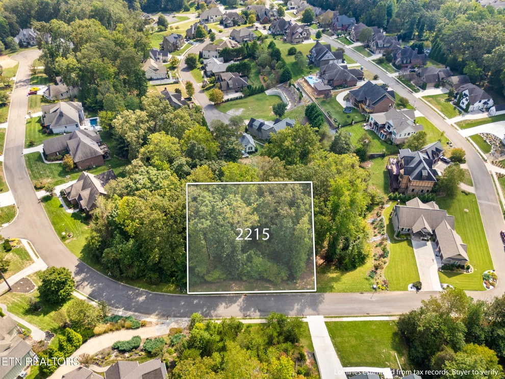 Unit for sale at 2215 Viewcrest Lane, Knoxville, TN 37932