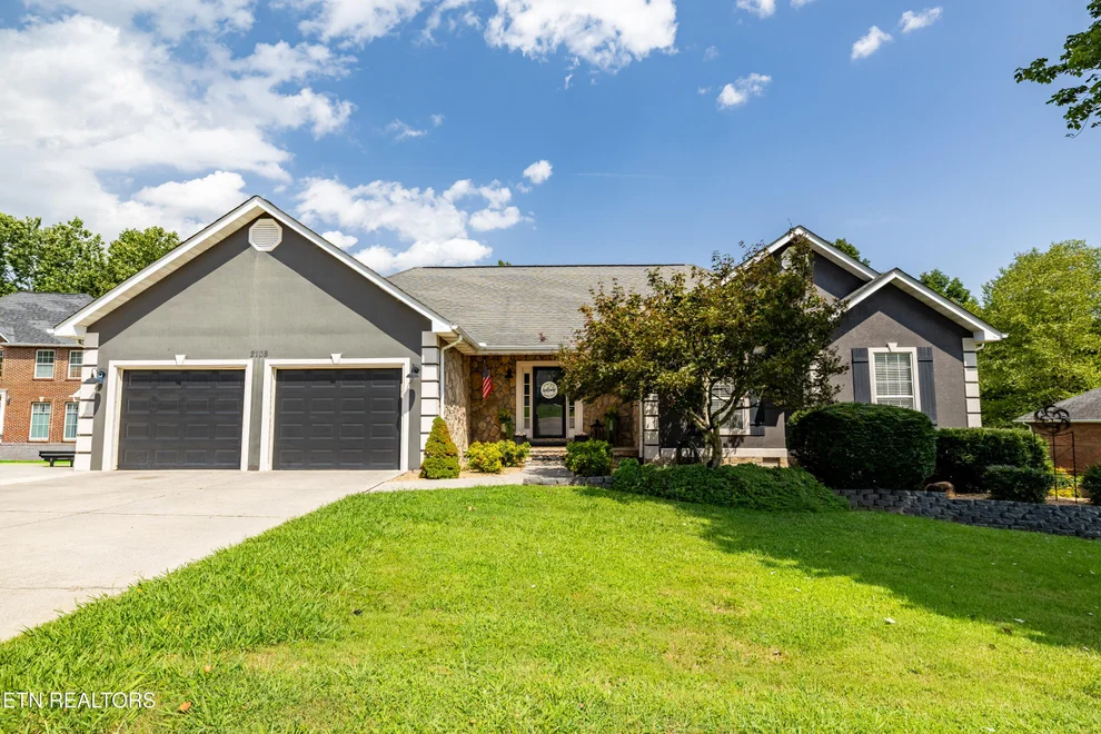 Unit for sale at 2108 Chas Way Blvd, Maryville, TN 37803