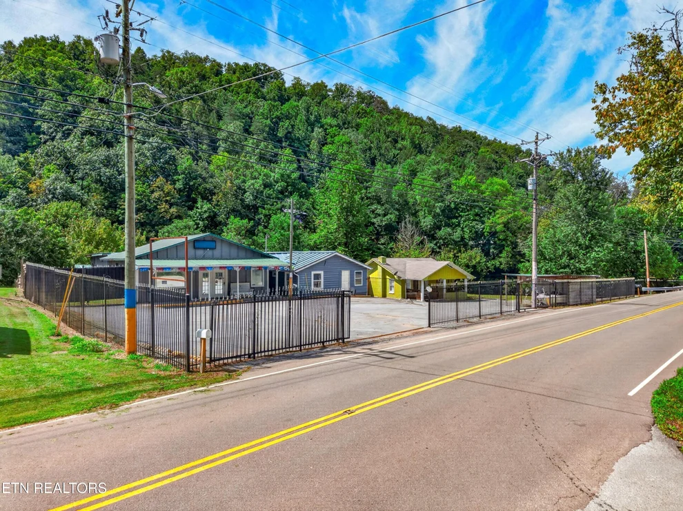 Unit for sale at 1514 Upper Middle Creek Rd, Sevierville, TN 37876