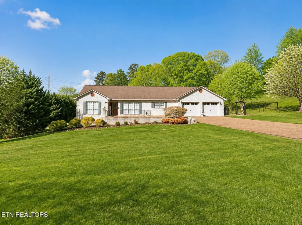 Unit for sale at 1209 Andes Rd, Knoxville, TN 37931