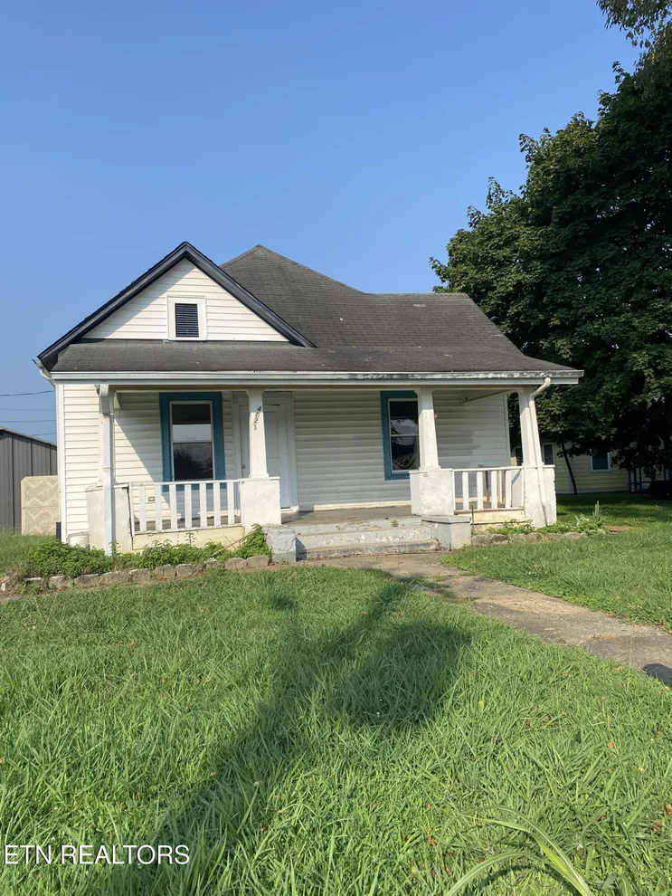 Unit for sale at 4623 Fennel Rd, Knoxville, TN 37912