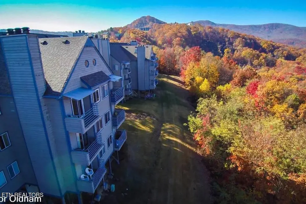 Unit for sale at 1260 Ski View Drive, Gatlinburg, TN 37738