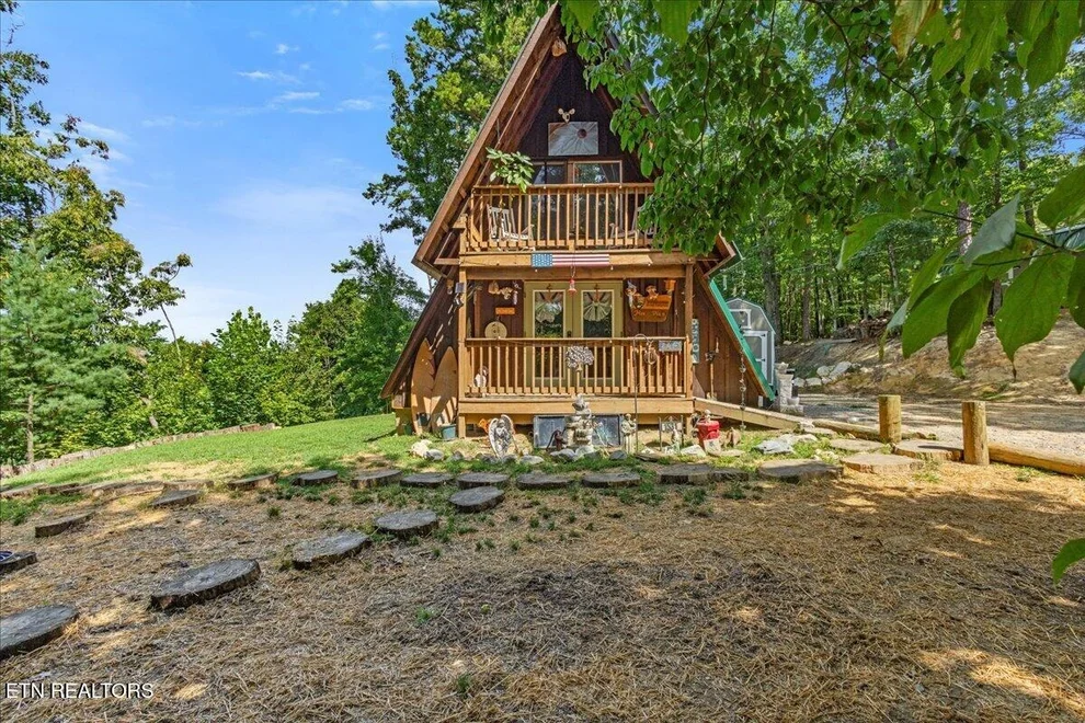Unit for sale at 105 Payne Mountain Rd, Tellico Plains, TN 37385