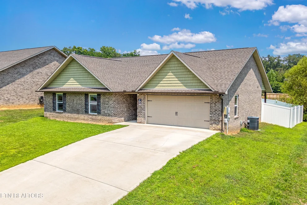 Unit for sale at 5012 Cuperto Lane, Knoxville, TN 37918