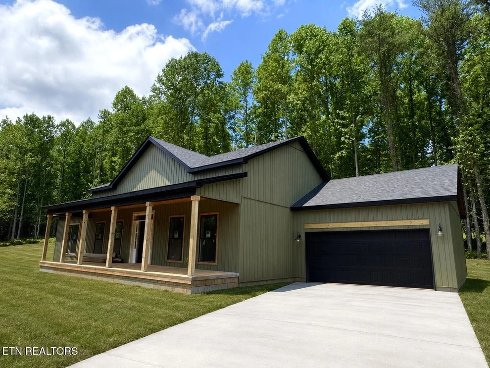 Unit for sale at 4253 Peachie Way, Cosby, TN 37722