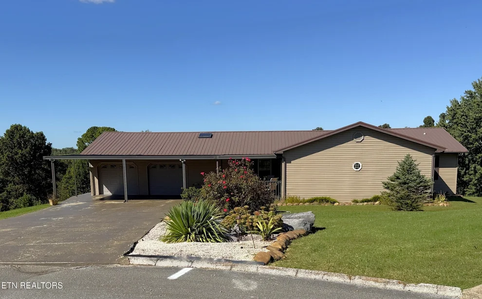 Unit for sale at 130 Earlington Drive, Greeneville, TN 37743