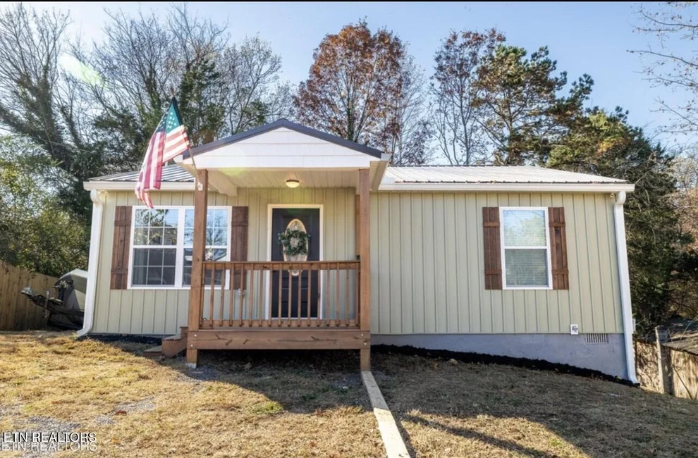 Unit for sale at 410 Blair St, Loudon, TN 37774