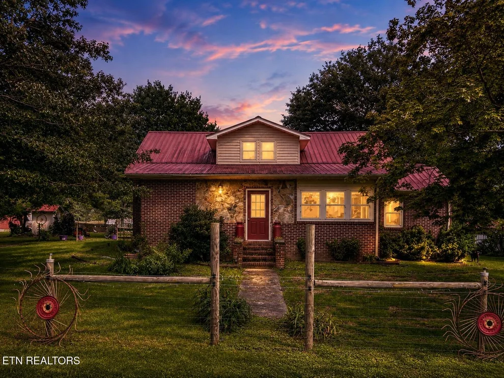 Unit for sale at 1245 Paint Rock Valley Rd, Philadelphia, TN 37846