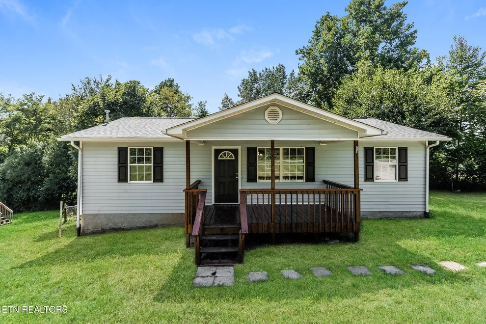 Unit for sale at 252 Queener Lane, Caryville, TN 37714