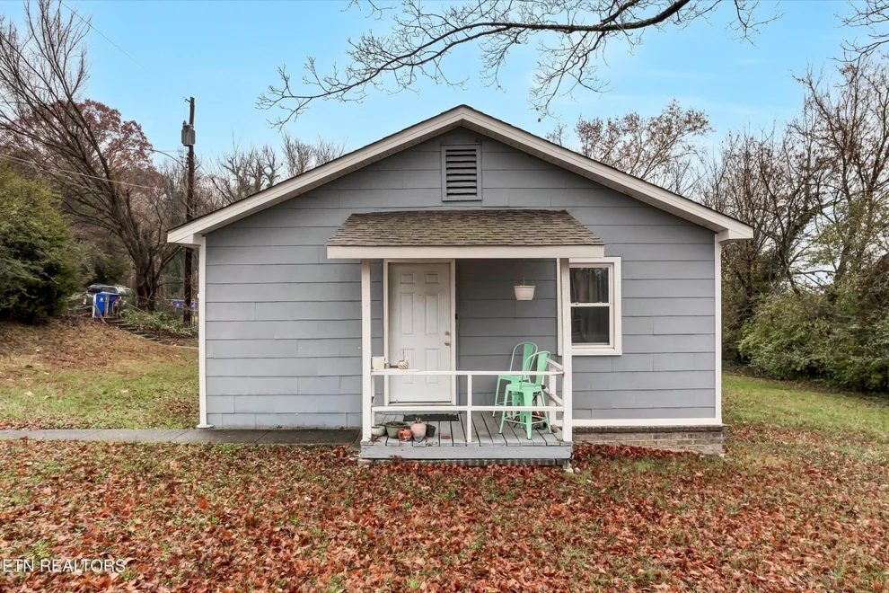 Unit for sale at 100/102 Howard Lane, Oak Ridge, TN 37830