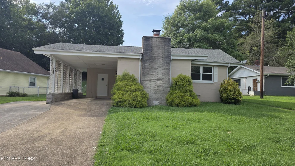 Unit for sale at 124 S Purdue Ave, Oak Ridge, TN 37830