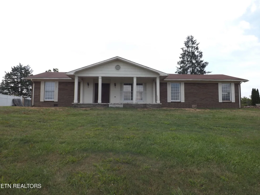 Unit for sale at 262 OXFORD Circle, Harrogate, TN 37752