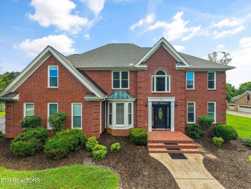 Unit for sale at 810 Barrington Blvd, Maryville, TN 37803