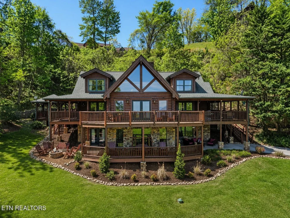 Unit for sale at 2414 Walnut Cove Way Way, Sevierville, TN 37862