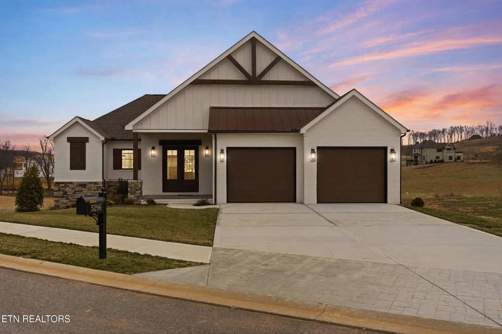 Unit for sale at 5296 Old Club Rd, Loudon, TN 37774