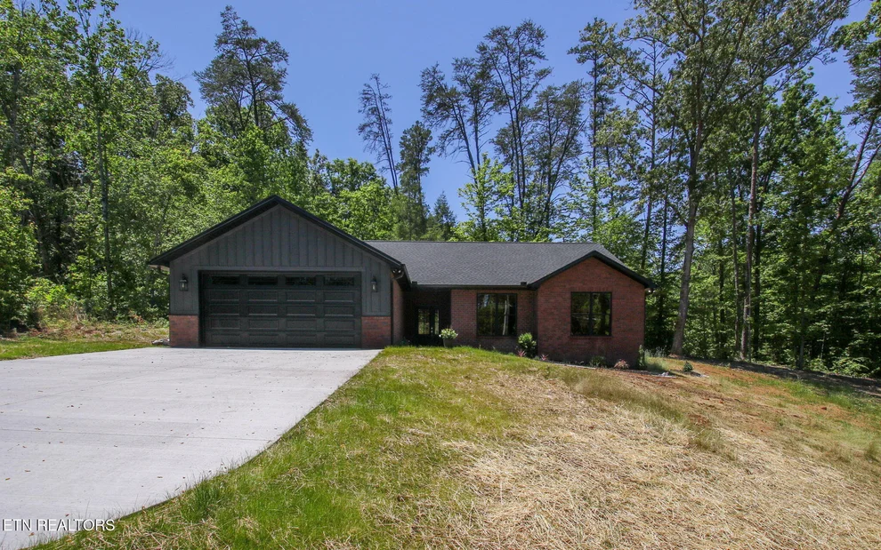 Unit for sale at 1632 Valley Woods Drive, Sevierville, TN 37862