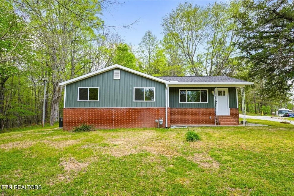 Unit for sale at 520 W Hills Drive, Huntsville, TN 37756