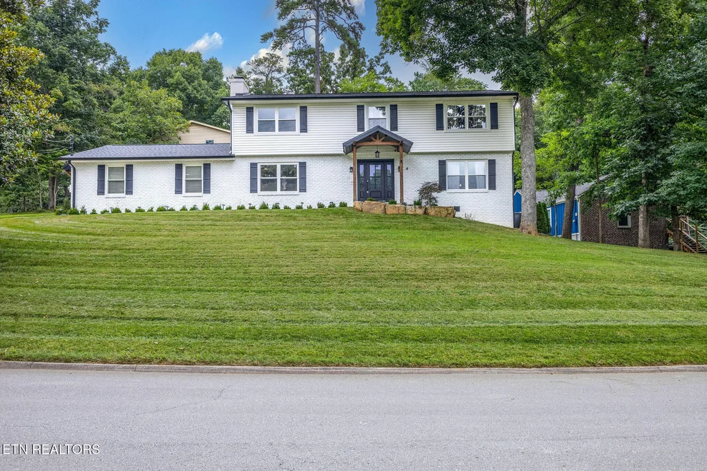 Unit for sale at 1914 Northwood Drive, Knoxville, TN 37923