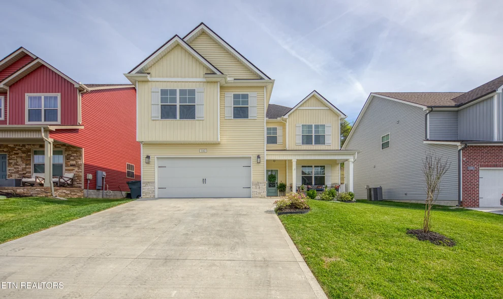 Unit for sale at 1142 Madison Oaks Rd, Knoxville, TN 37924
