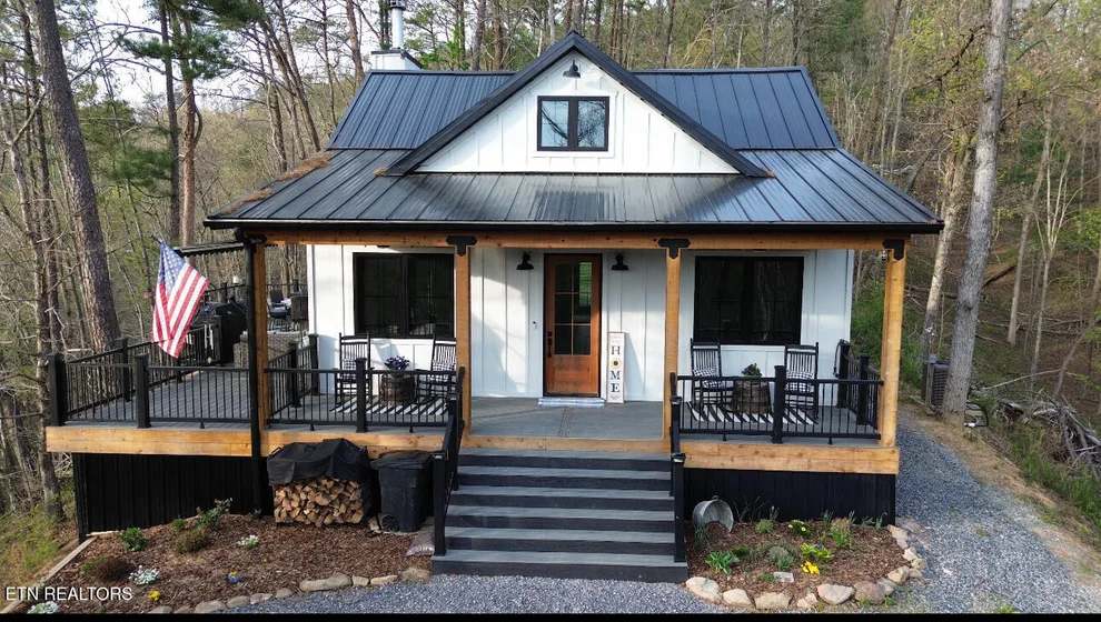 Unit for sale at 472 Highway 107, Del Rio, TN 37727