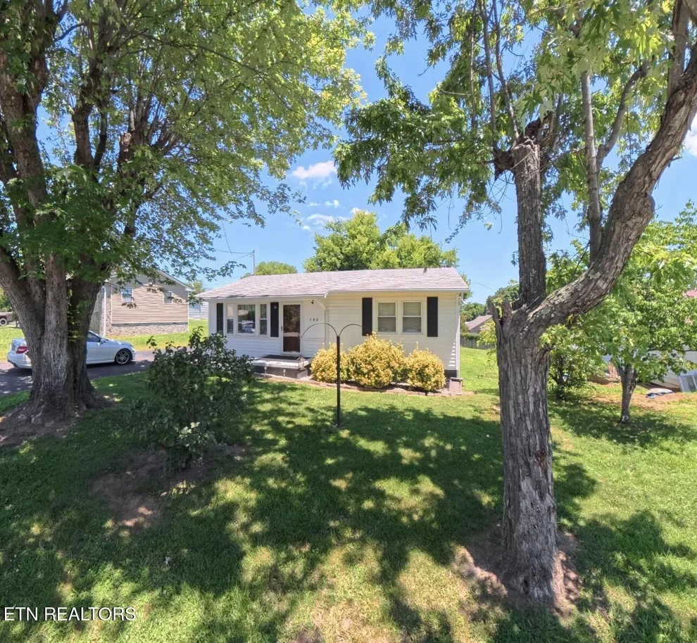 Unit for sale at 156 Easy St, Newport, TN 37821