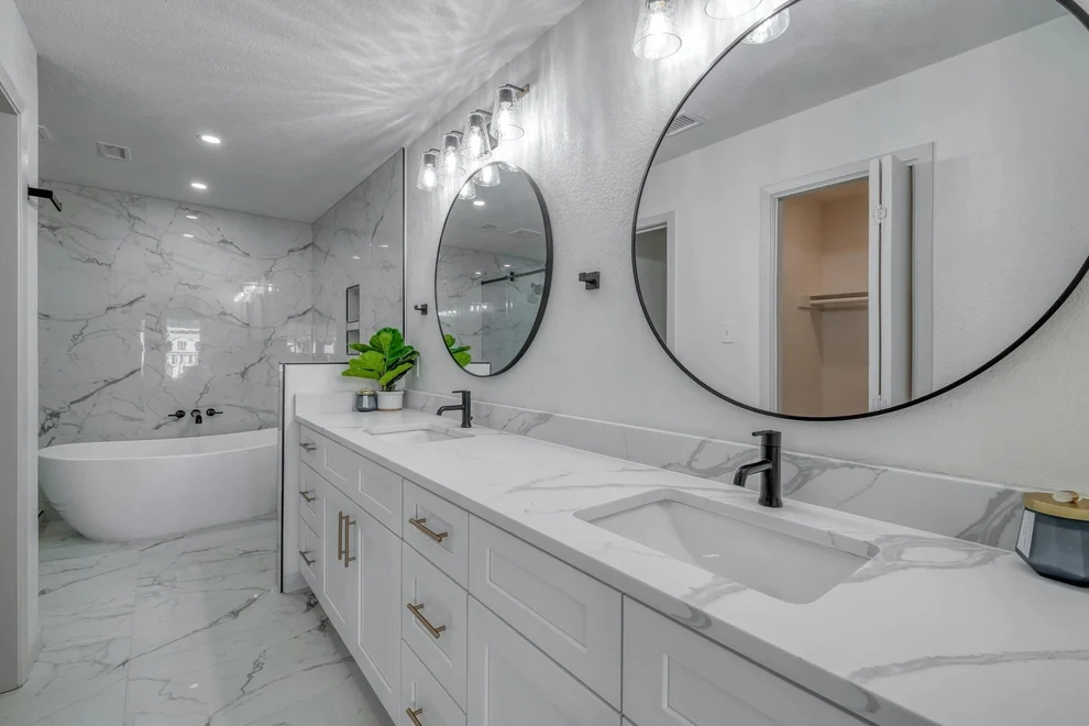 Unit for sale at 313 Lucy LN, Horseshoe Bay, TX 78657