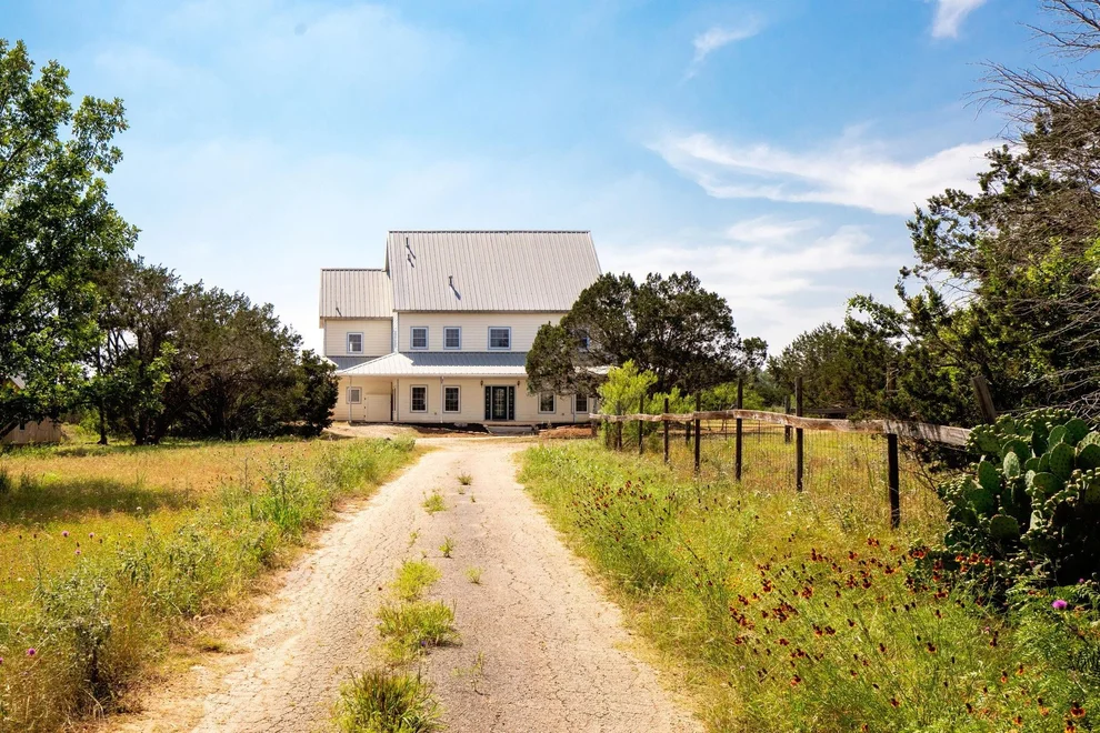 Unit for sale at 3401 Flite Acres RD, Wimberley, TX 78676