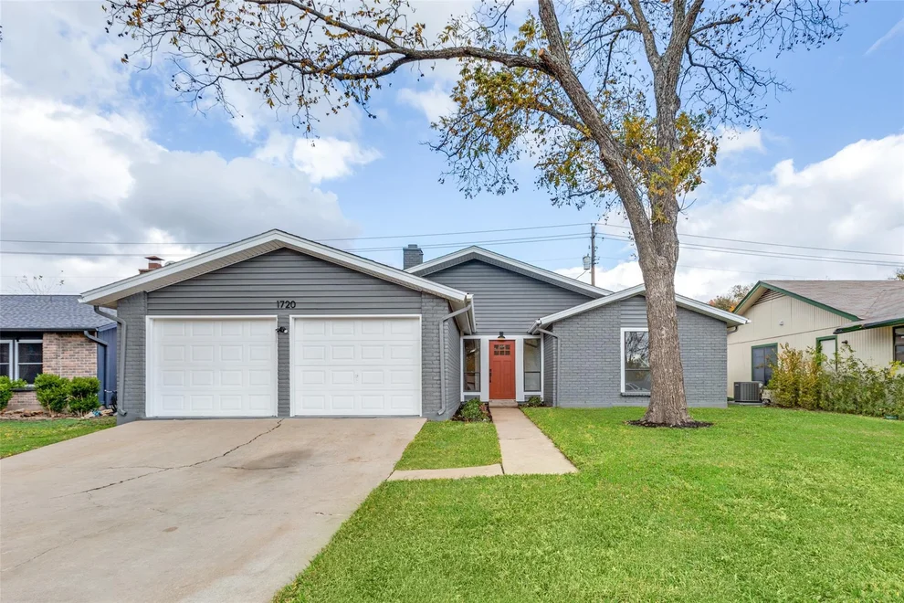 Unit for sale at 1720 Pine Knoll DR, Austin, TX 78758