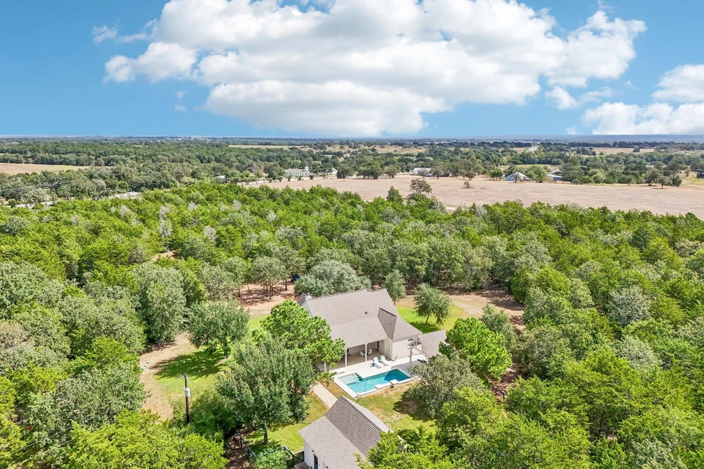 Unit for sale at 3199 County Road 103, Paige, TX 78659