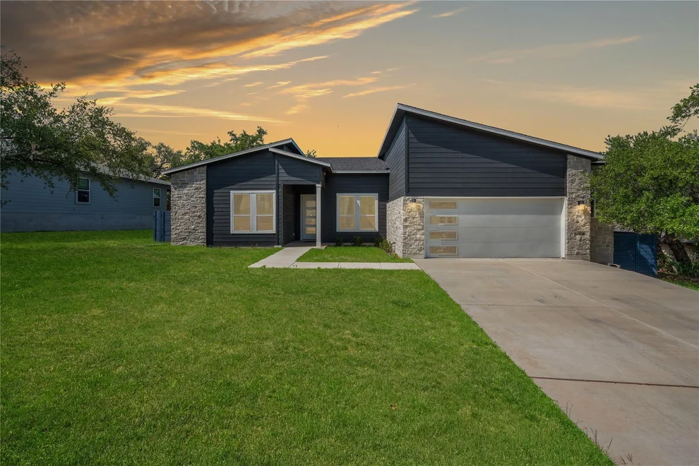 Unit for sale at 21811 Oxford DR, Lago Vista, TX 78645
